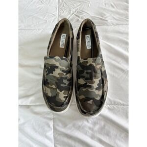 New Not Rated Slide On Sneaker Camouflage Size 9.5 Comfy Everyday NWOB